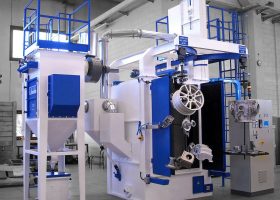 發往煙臺的小型通過式拋丸機